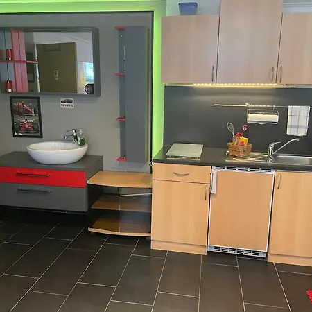 Ingrids Am Sportpark Mit Terrasse Zum Grillen Und Entspannen Salzgitter